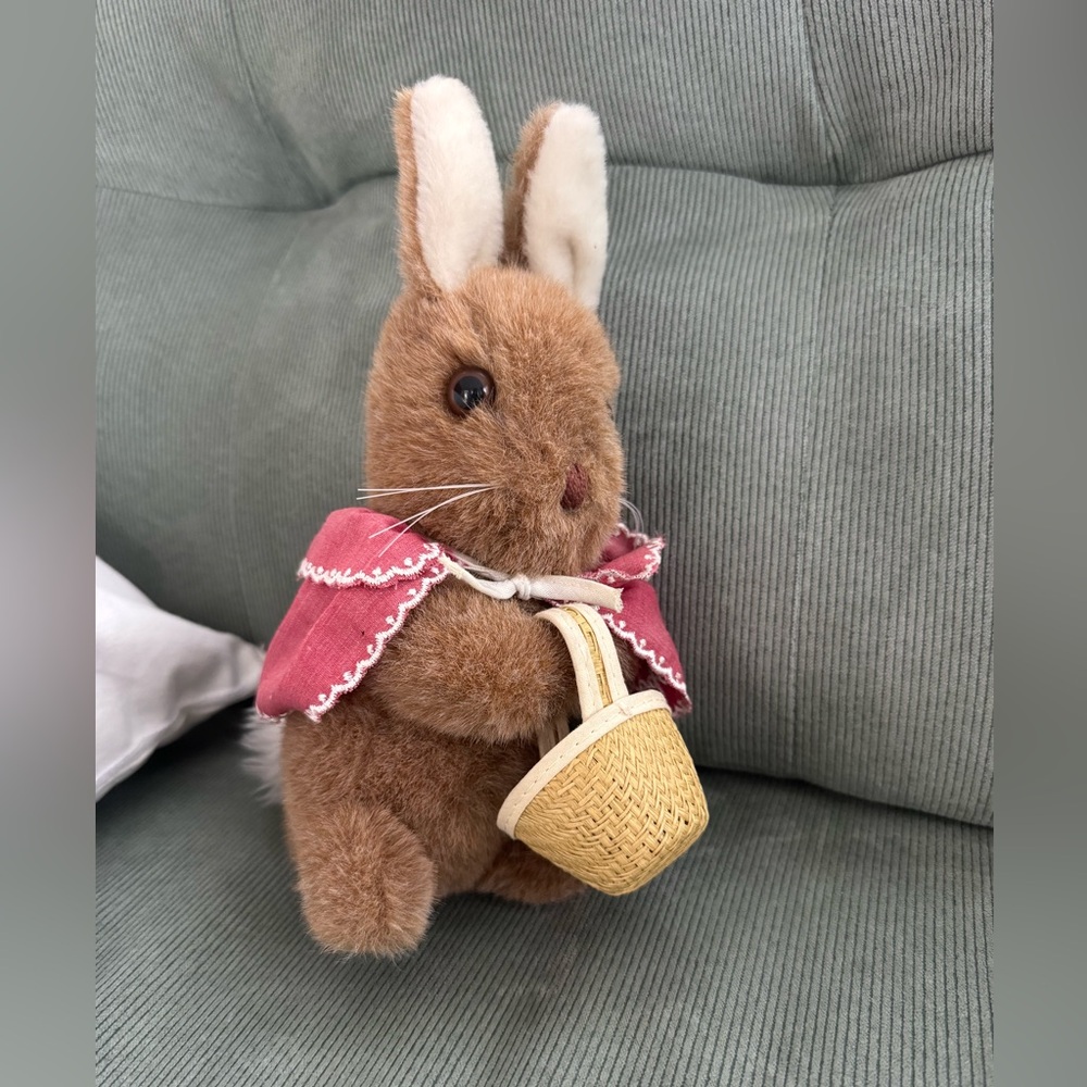 Vintage Eden Beatrix Potter Flopsy Bunny 9” Peter Rabbit Plush Basket Cape